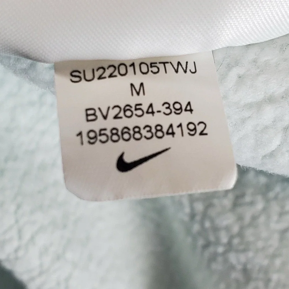 Nike Hoodie Mens Medium Mint Green Sportswear Club Fleece Pullover BV2654-394